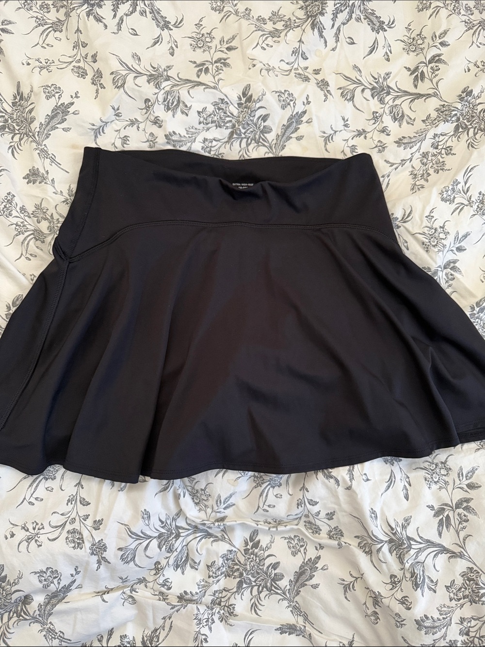 Old Navy Black Circle Skater Skirt
